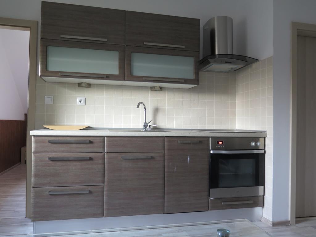 Apartment Frystatska Chalupa Karviná